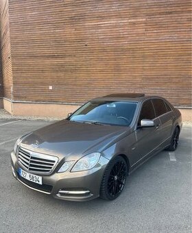 Mercedes Benz W212 E250 sedan