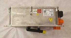 Nabijecka Audi E-Tron VW Golf GTE 5QE915685F