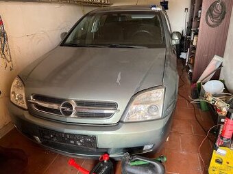 Opel Vectra 1,8 limuzína r.v.2003