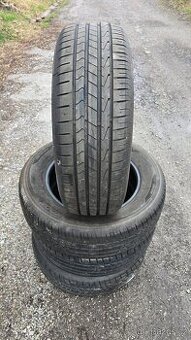 Prodám 4x letní pneu Hankook 215/65 R17