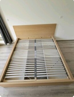 Postel IKEA MALM 180x200cm 4 šuplíky 2 rošty