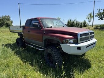 Dodge RAM ZVEDNUTÝ SPECIÁL 5.9 V8 automat – sklápěč, po GO