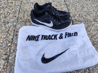 Tretry Nike na běh vel.42 (26,5 cm)