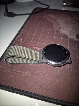 Hodinky GARMIN VIVOACTIVE 4