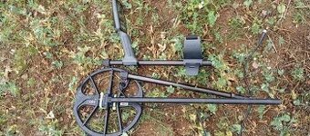 Detektor kovu Minelab Equinox 600