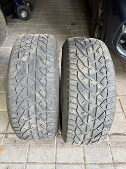 Pneu, 235/55/R17