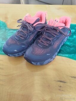 boty Under Armour - 1