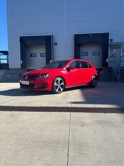 46 164km VW Golf 7 GTI Performance 2.0 TSi 169kw, samosvor