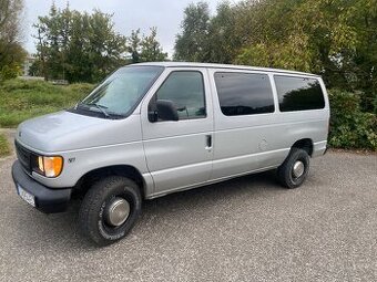 Predám Ford Econoline E-350 5.4 V8