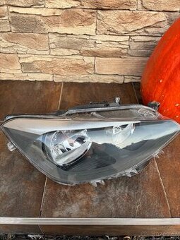 BMW 1 F20 pravé světlo halogen