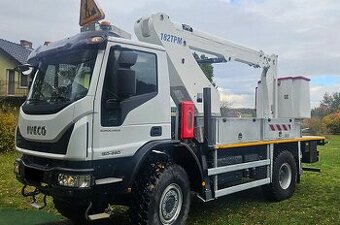 Iveco Eurocargo 150E280 4x4 - zvedací plošina