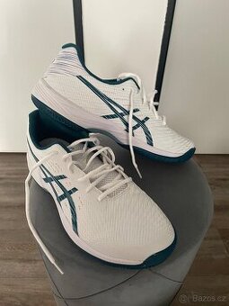 Asics  vel. 45