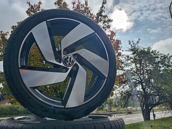 Originál ALU kola VW Golf R18 + letní pneu