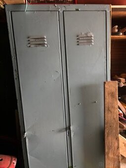 Plechová skříňka dvojitá (dvojskrinka)