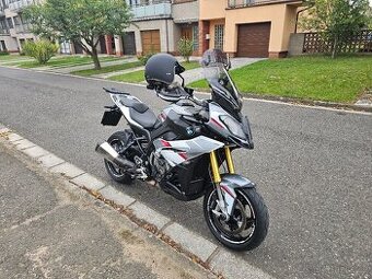BMW S1000XR