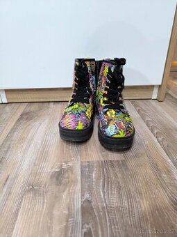 Dívčí kotníkové boty vel. 34