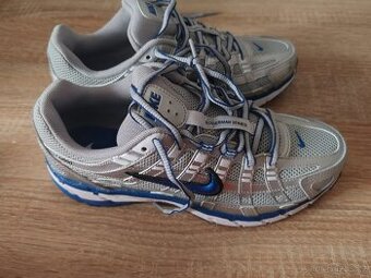 Nové dámské boty Nike