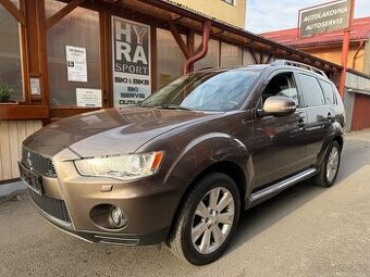 Mitsubishi Outlander 2,0i