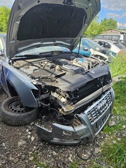 Audi s5 4.2 na náhradné diely