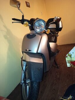 Aprilia 200