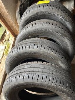 Letní pneu 185/70/14