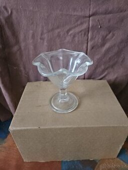 Misky na zmrzlinou poháry