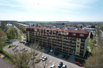 Milovice, pronájem bytu v OV 2 + kk 42 m2 + lodžie + sklep
