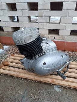 Motor Jawa 250, typ 559 panelka