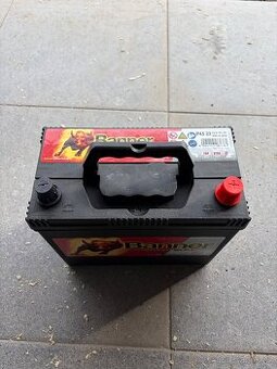 Autobaterie Banner Power Bull 12V 45Ah 390A P4523