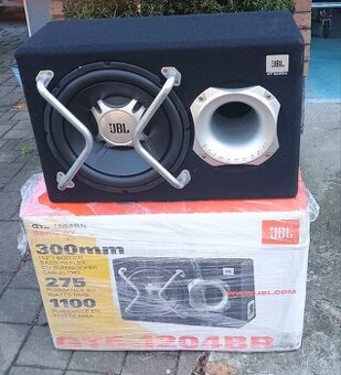 JBL basový subwoofer