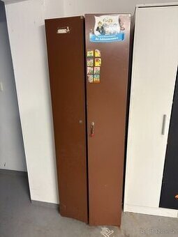 Dílenská skříňka plechová