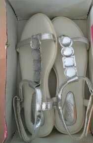 Bílé , stříbrné sandály  s kamínky Miss Sixty, vel.36