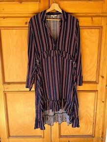 Proužkované šaty