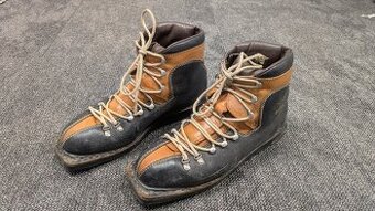 Staré boty na lyže