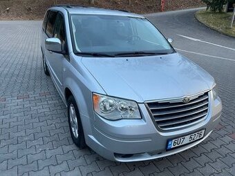 Chrysler Grand Voyager 2.8 CRD 7místný