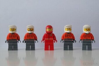 LEGO Minifigurky Personál vozu F1 (60443)