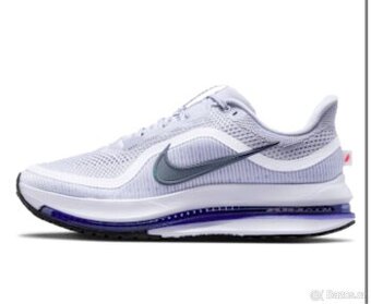Nike Pegasus Premium