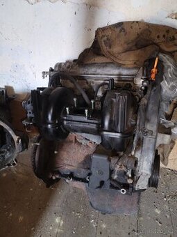 Felicia 1,6 motor a převodovka