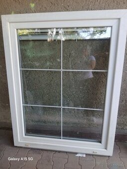 Prodam dvě plastové okna 1070x1350