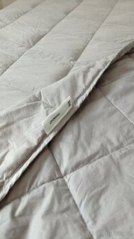 ZÁTĚŽOVÁ DEKA (IKEA) 8 kg