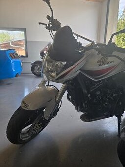 Honda Hornet