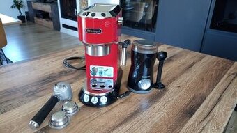 REZERVACE - Pákový kávovar DeLonghi Ec 685.R + mlýnek SENCOR