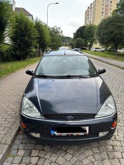 Ford Focus kombi mk1 Ghia 74kw Zetec 1.6 rv.2001