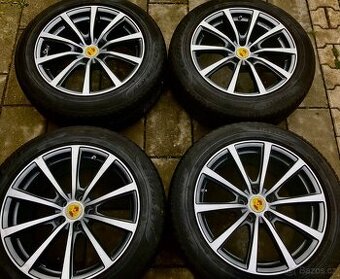 Alu kola Porsche Macan zimní sada Pirelli Čidla tlaku