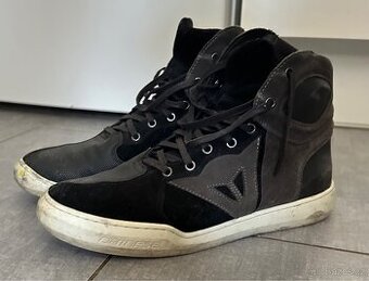 Boty Dainese vel. 44 na motorku