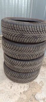 Zimní pneu Nokian 215/55R17 98V