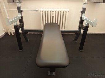 MASIVNÍ bench press lavice vč. BEZP. STOJANŮ