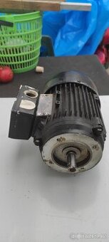 Přírubový motor Siemens 0,28 kW 2890 ot.
