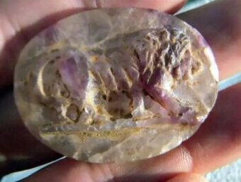 Velká římská ametystová kamej se lvem