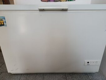 Pultový mrazák Zanussi